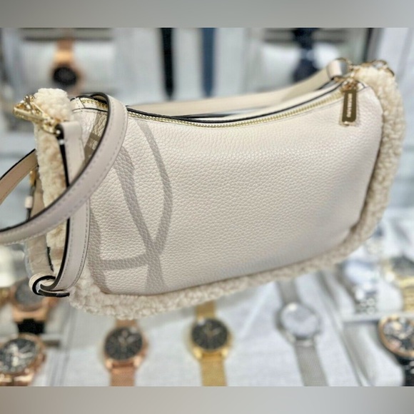 🌟MICHAEL MICHAEL KORS🌟 NWT Carmela Natural Medium Pouchette Crossbody Leather - Picture 3 of 11